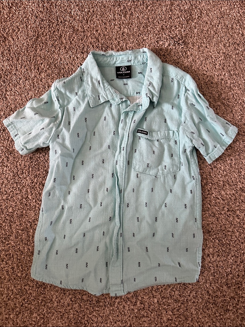 Volcom Short Sleeve Button-Up Shirt in Light Mint